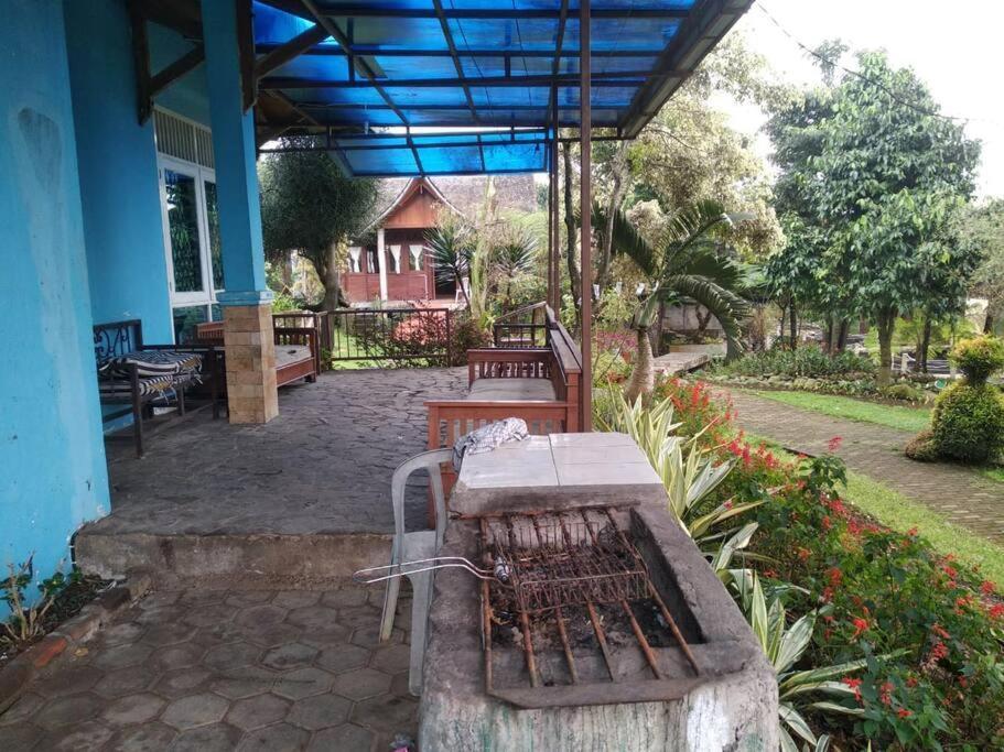 Garden Villas Cipanas Sindanglaya Exterior photo